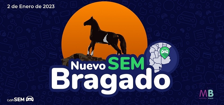 Bragado cuenta con SEM. Sobre un fondo azul con dibujos de autos, casas y herramientas se dispone la figura de un caballo marrón y blanco sobre unas lomadas también marrones. Tiene un círculo azul con un mapa parcial de la Argentina dónde se marca la ubicación de la localidad de Bragado. Tiene además el logo de SEM y de la municipalidad.